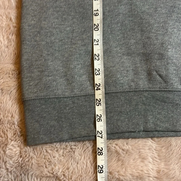 Brunette The Label Gray Sweatshirt - Picture 5 of 6